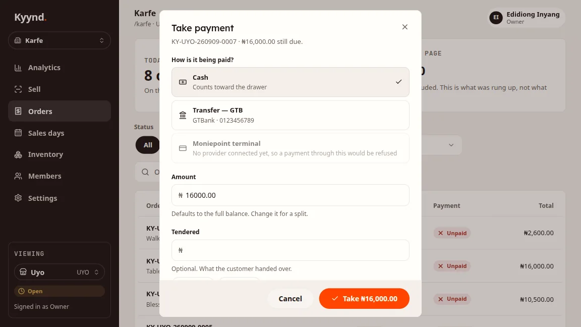 Taking payment in Kyynd: cash, transfer or terminal, the amount to take, and what the order settles with